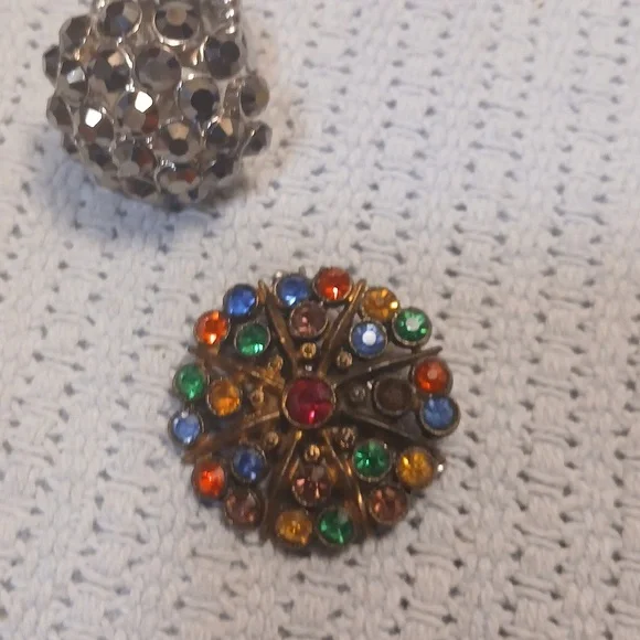 Colorful Vintage Gemstone Brooch and Black Gem Ring Set - Picture 14 of 14